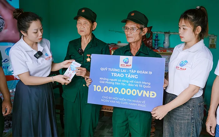 Đội ngũ chăm sóc khách hàng 24/7 của GO88 sẵn sàng hỗ trợ người chơi